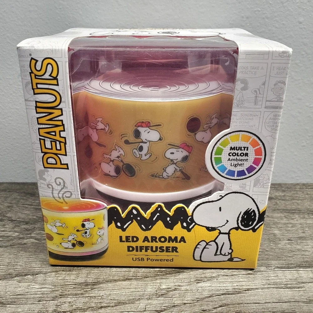 Peanuts Snoopy LED Aroma Diffuser USB Powered Multi Lights Sports Theme NEW‎